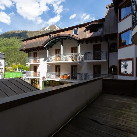 Le Cristal - Mont Blanc 1 - Happy Apartament Chamonix