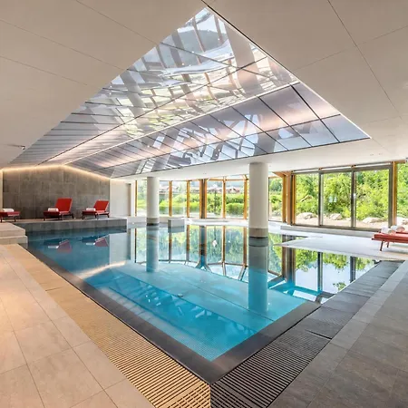 Le Cristal Mb1 Mont-blanc View, Pool, Private Sauna & Parking - Happy Apartman *