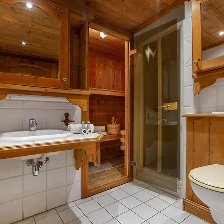 Apartman Le Cristal Mb1 Mont-blanc View, Pool, Private Sauna & Parking - Happy Chamonix
