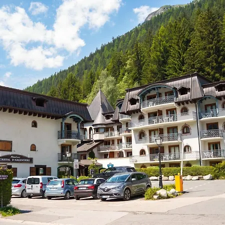 Le Cristal Mb1 Mont-blanc View, Pool, Private Sauna & Parking - Happy Chamonix